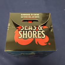 Load image into Gallery viewer, Dungeons &amp; Dragons Icons of the Realms 4 Prepainted Plastic Miniatures mystery box