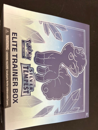 Pokémon Silver Tempest elite Trainer Box