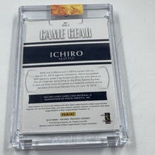 Load image into Gallery viewer, Ichiro Suzuki 2018 National treasures Game Gear Button 1/1 Game Used