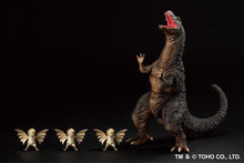 Load image into Gallery viewer, Godzilla vs. King Ghidorah (1991) Ichibansho Godzillasaurus &amp; Dorat Figure Set