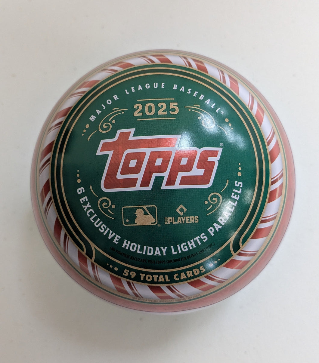 Topps 2025 MLB Holiday Tin