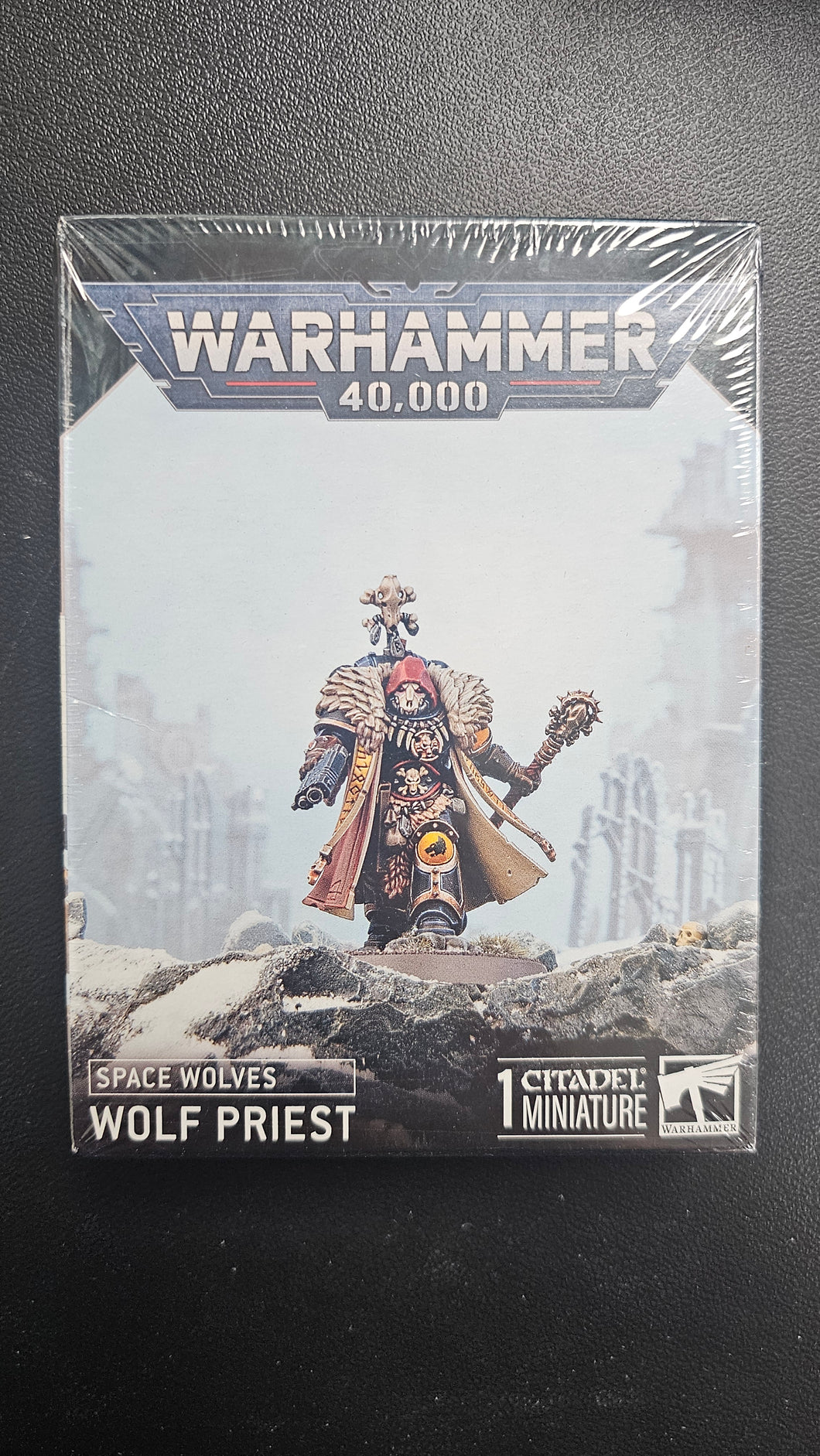 Warhammer 40,000 Wolf Priest (Space Wolves)