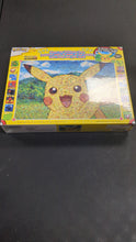 Load image into Gallery viewer, Double sided Pokemon puzzle 500 PCs. Pikachu