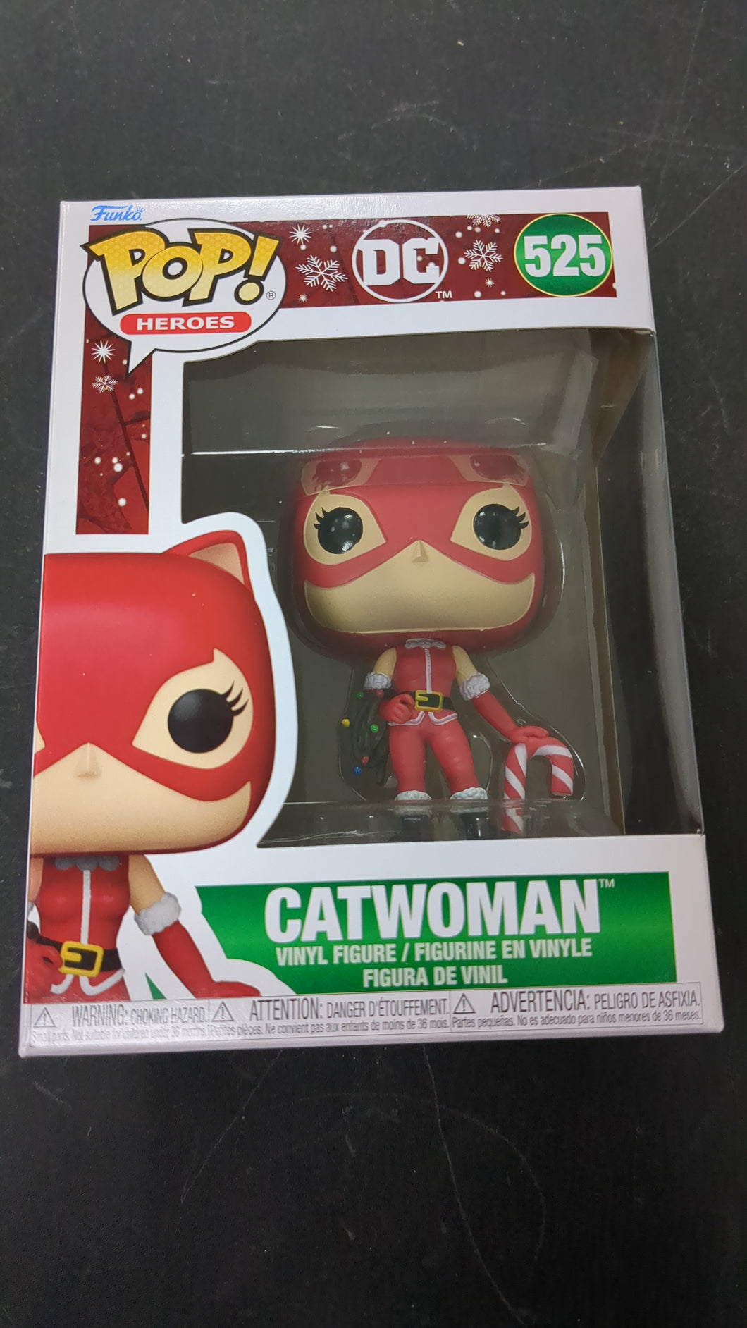Catwoman with candy cane #525 Holiday Funko Pop