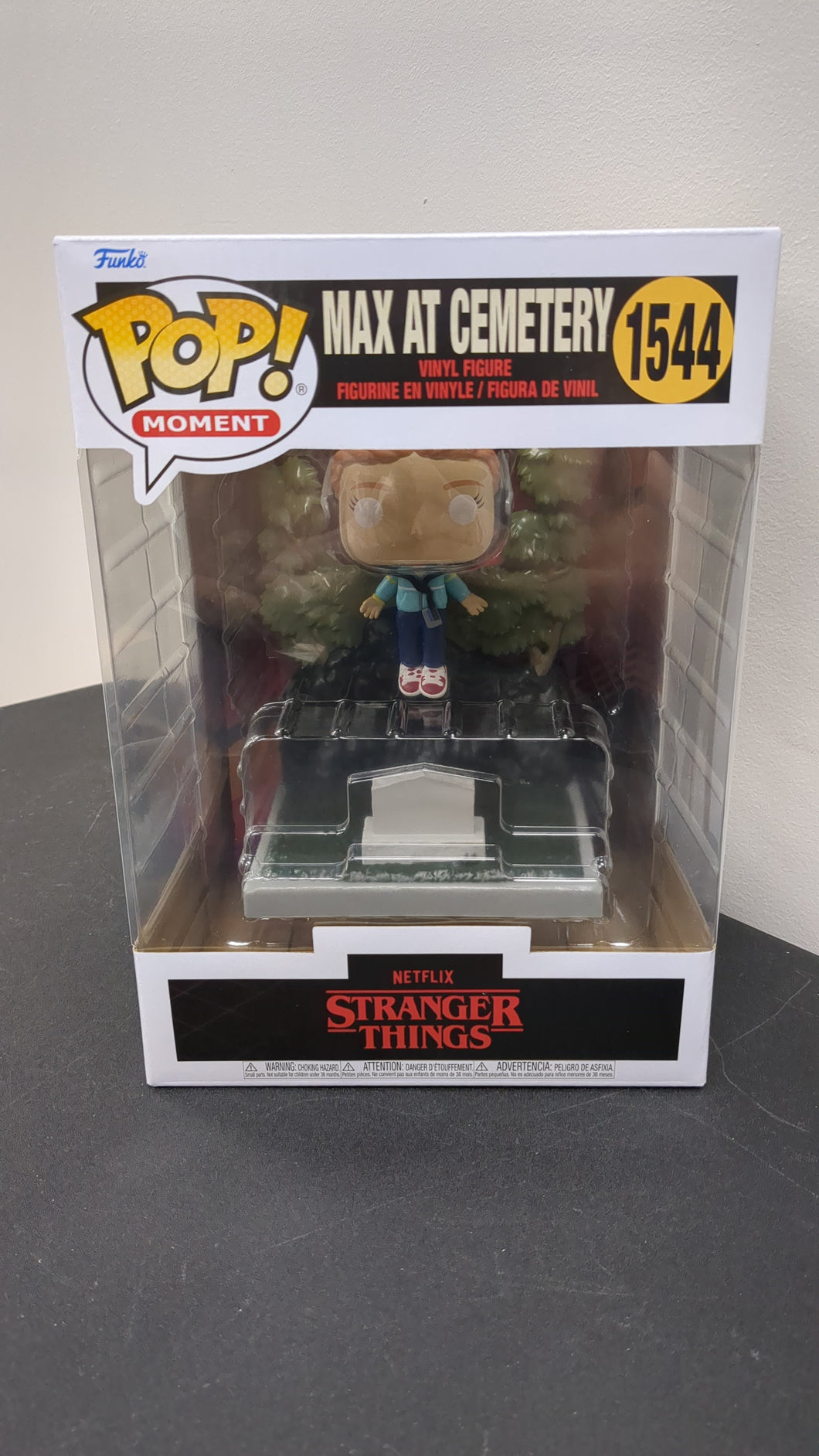 Pop Moment Stranger Things Max at the Cemetery 1544 Funko POP