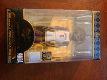 Load image into Gallery viewer, Funko Gold Premium Vinyl Figure LeBron James Chase &amp; Common Set 5&quot;