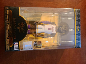 Funko Gold Premium Vinyl Figure LeBron James Chase & Common Set 5"